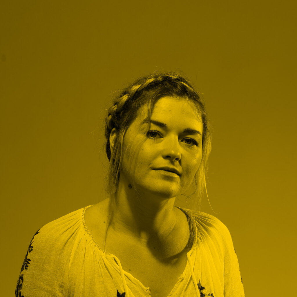 Valerie Zach