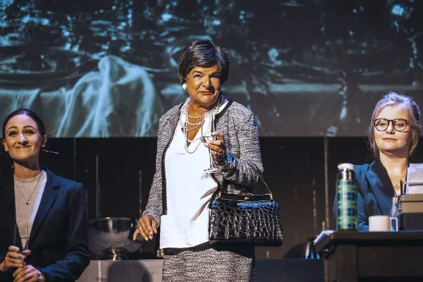 Ausbruch des Weltfriedens, Premiere 18.07.2026